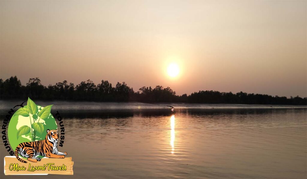 How many days are required to explore the Sundarbans